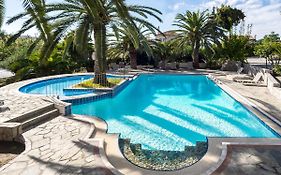Maria Suites